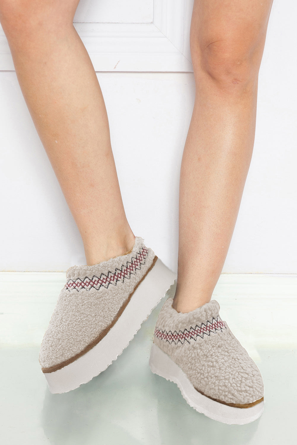 Embroidered Plush Slippers