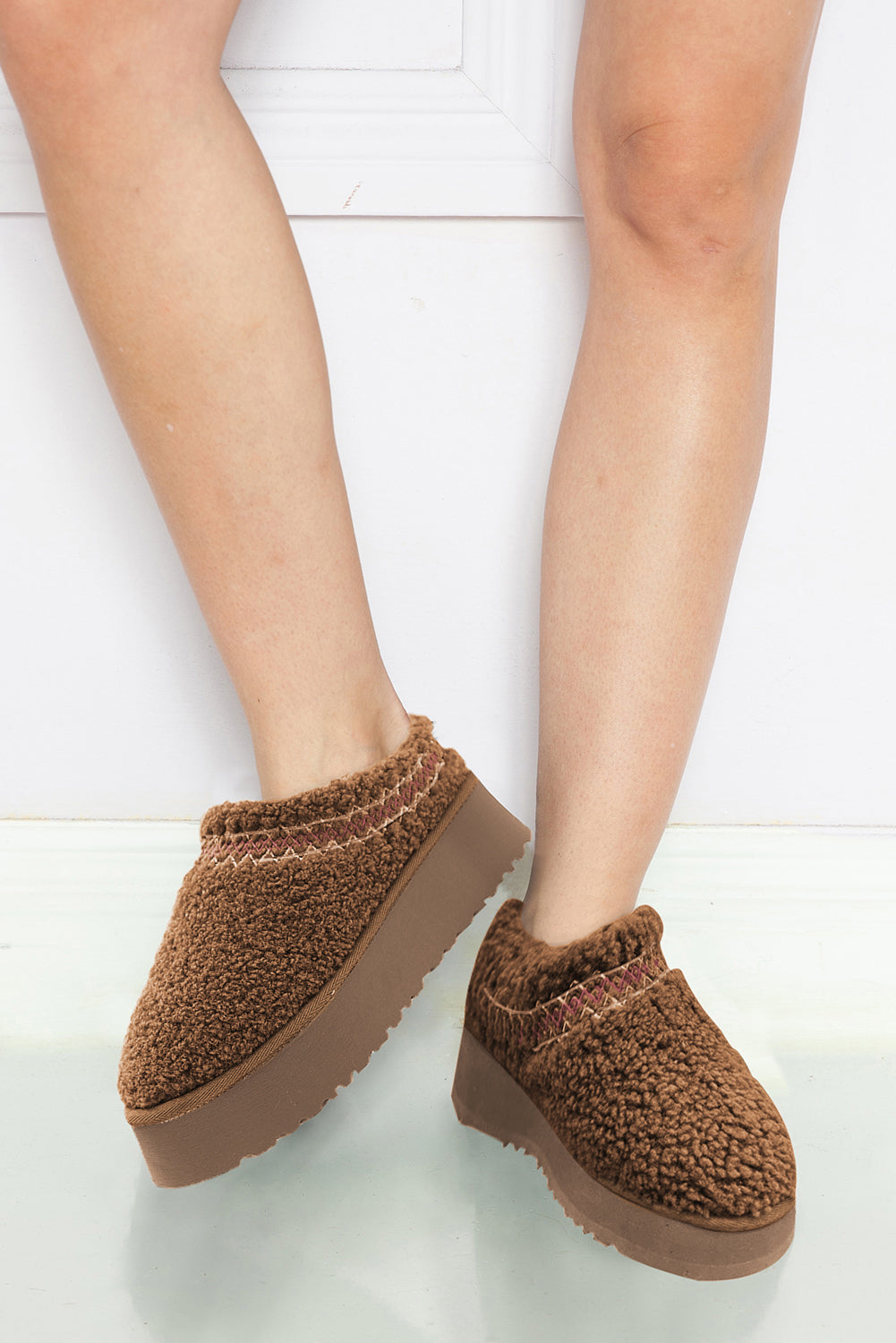 Embroidered Plush Slippers